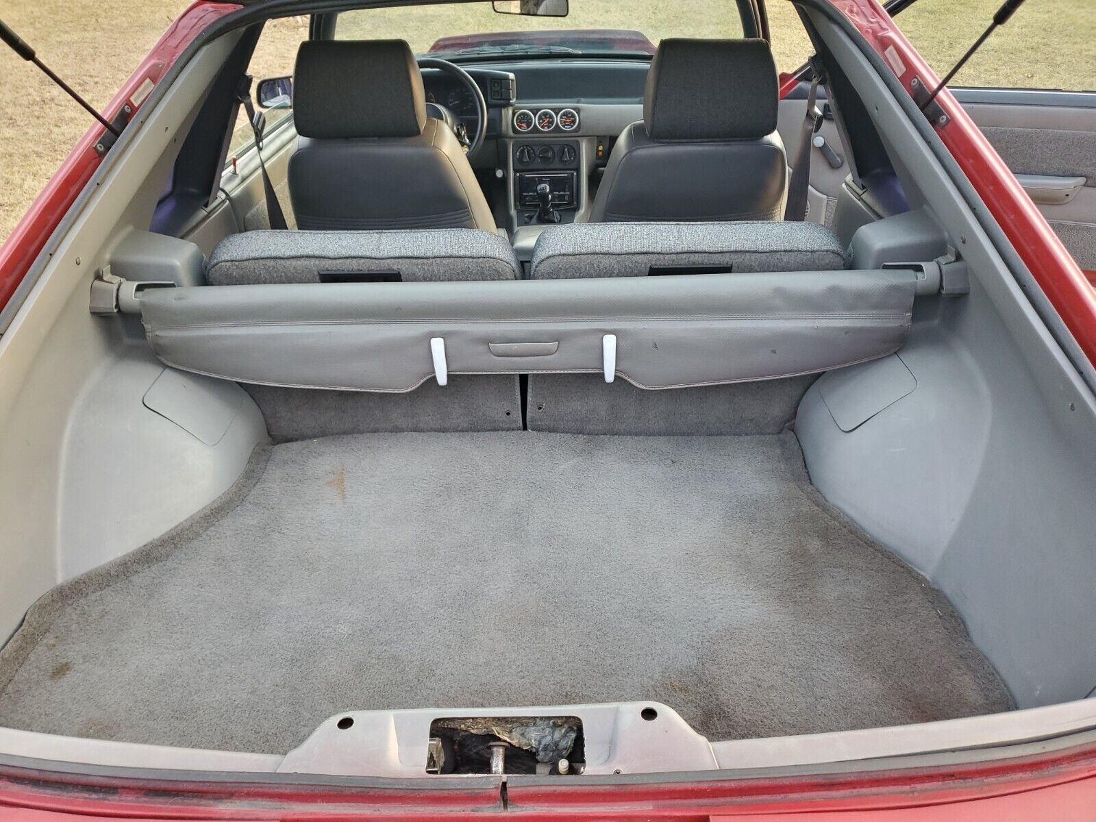 Ford-Mustang-1988-Hatchback-19