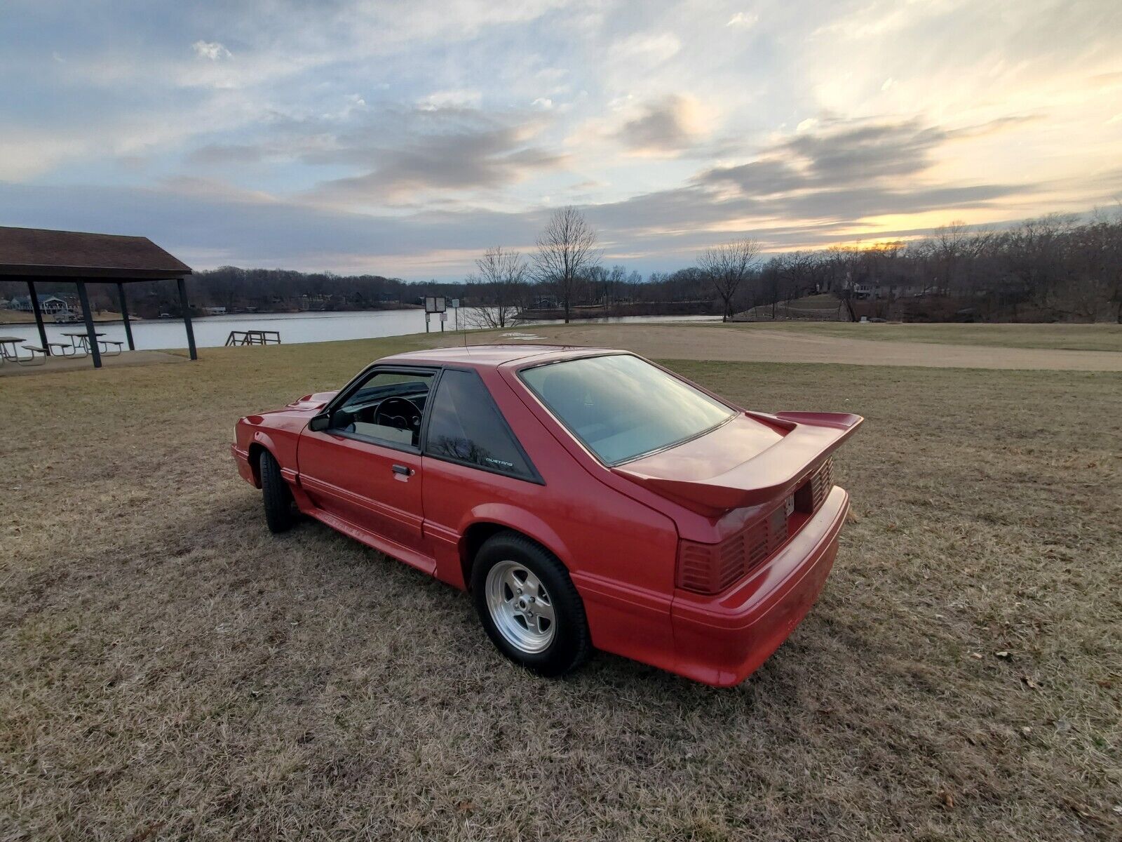 Ford-Mustang-1988-Hatchback-2