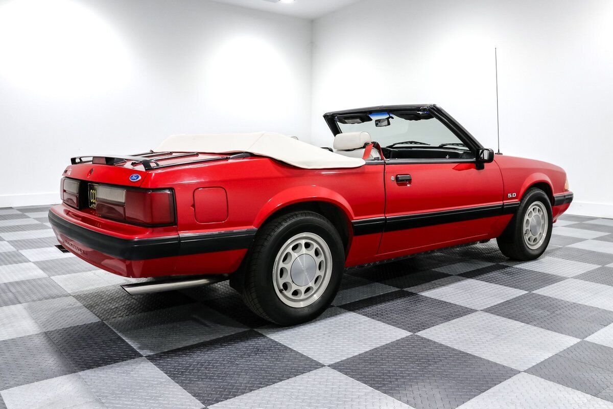 Ford-Mustang-1990-Convertible-11