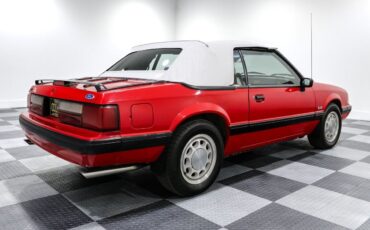 Ford-Mustang-1990-Convertible-12