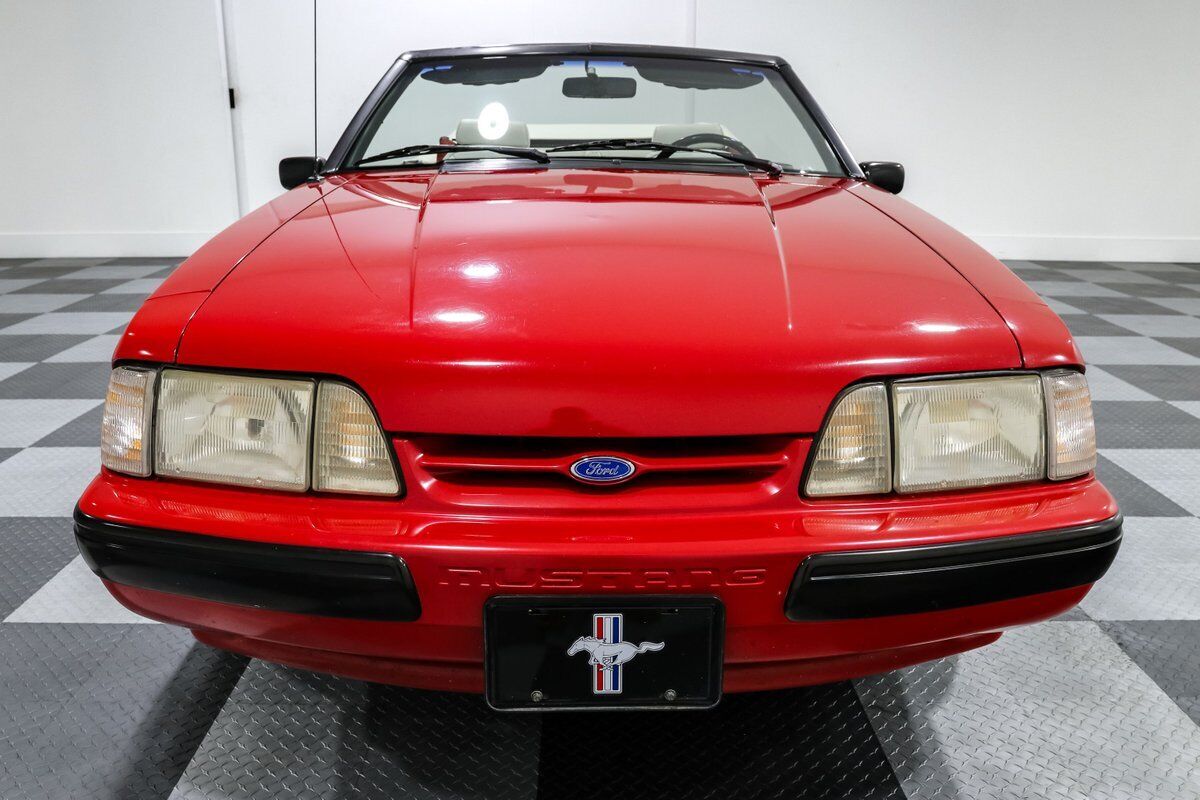 Ford-Mustang-1990-Convertible-2