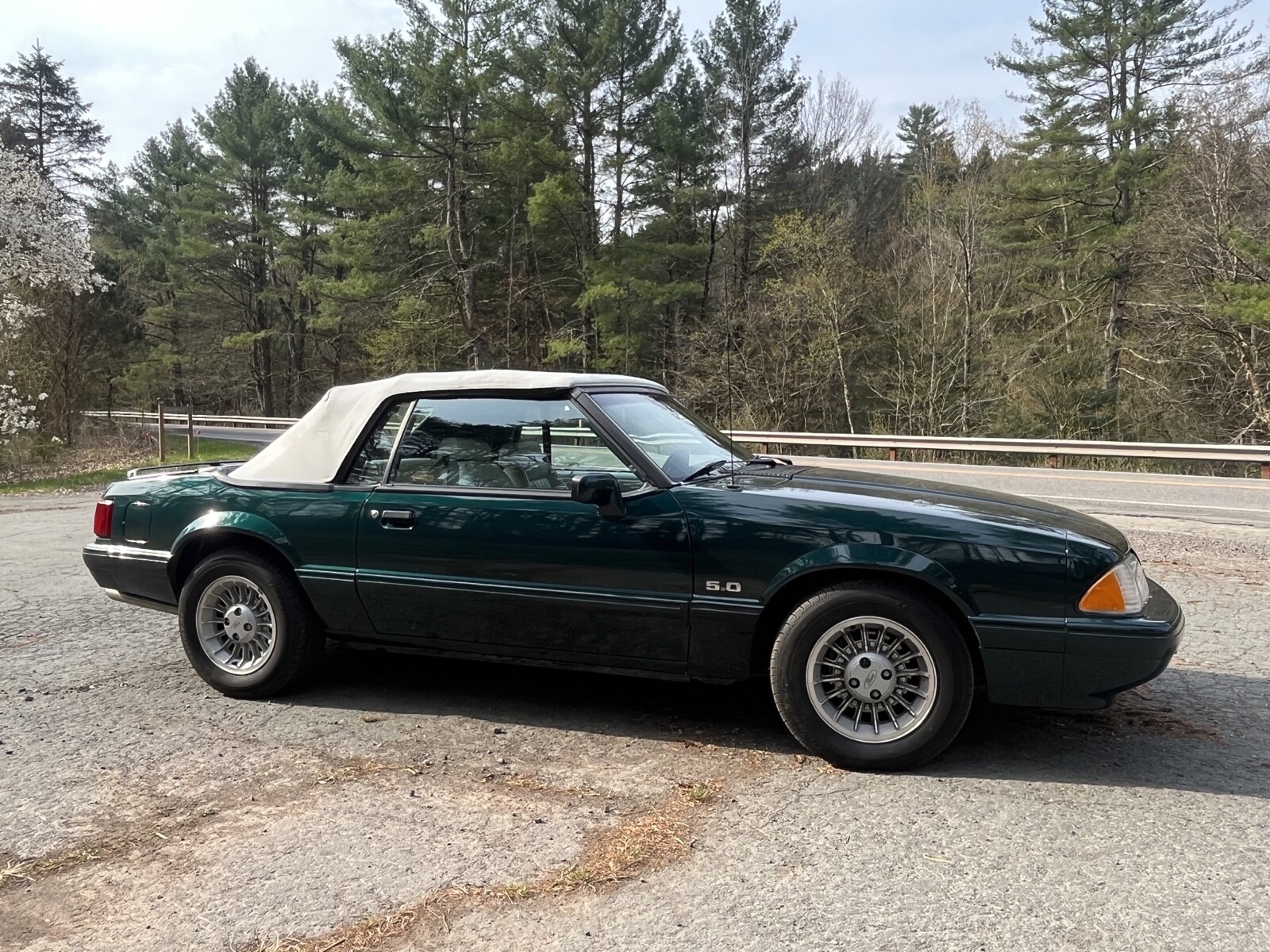 Ford-Mustang-1990-Convertible-2