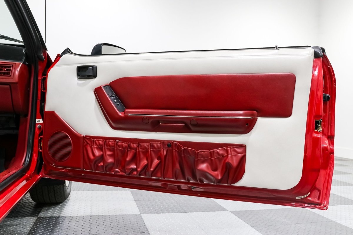 Ford-Mustang-1990-Convertible-20