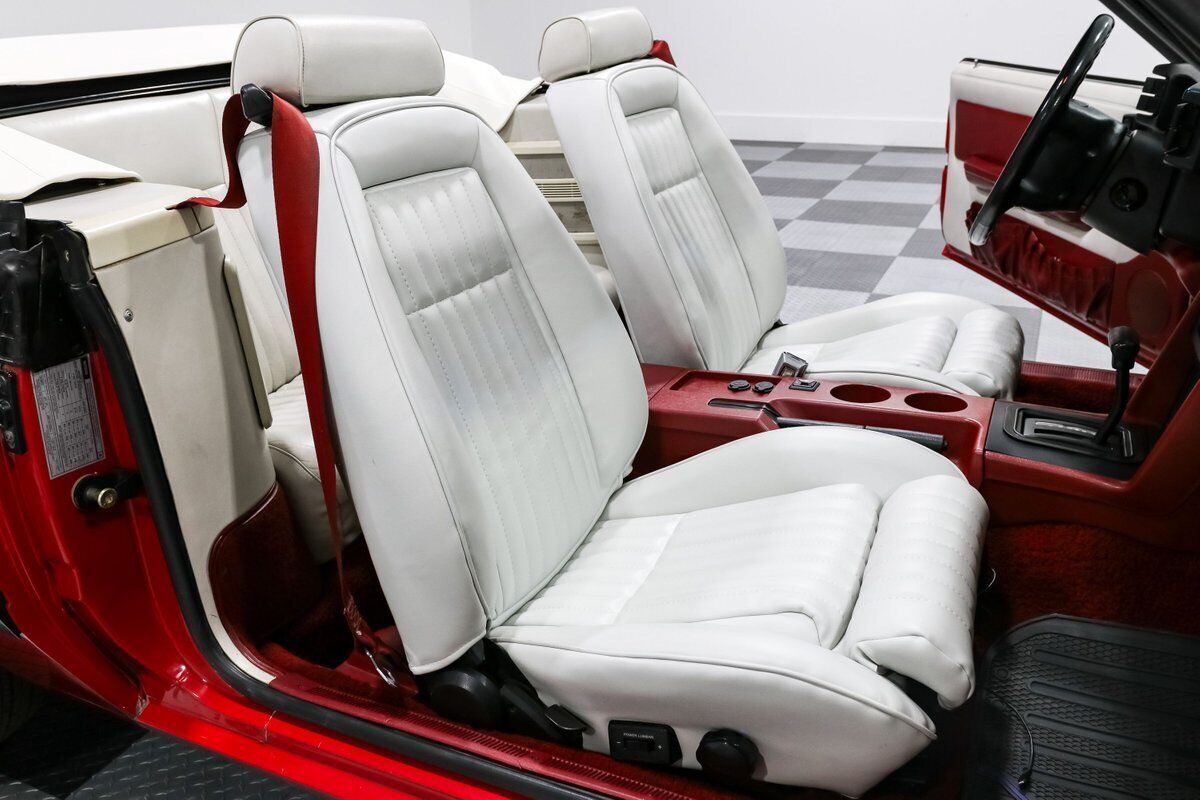 Ford-Mustang-1990-Convertible-22