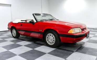 Ford-Mustang-1990-Convertible