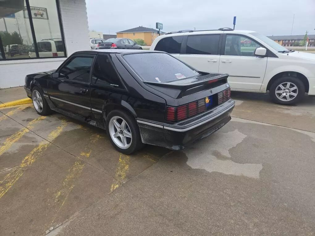 Ford-Mustang-1990-Coupe-1