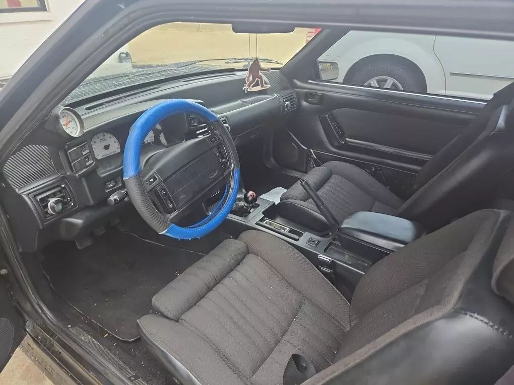 Ford-Mustang-1990-Coupe-5