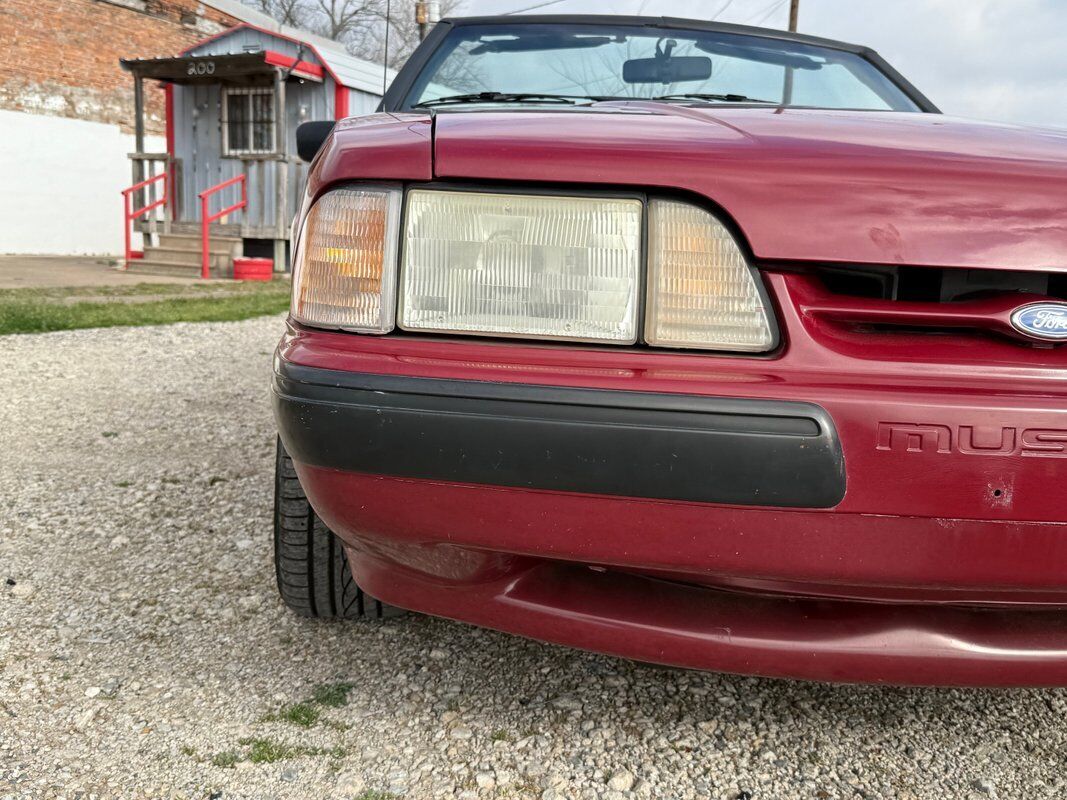 Ford-Mustang-1991-19
