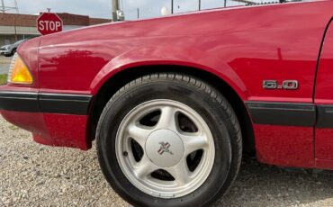 Ford-Mustang-1991-23