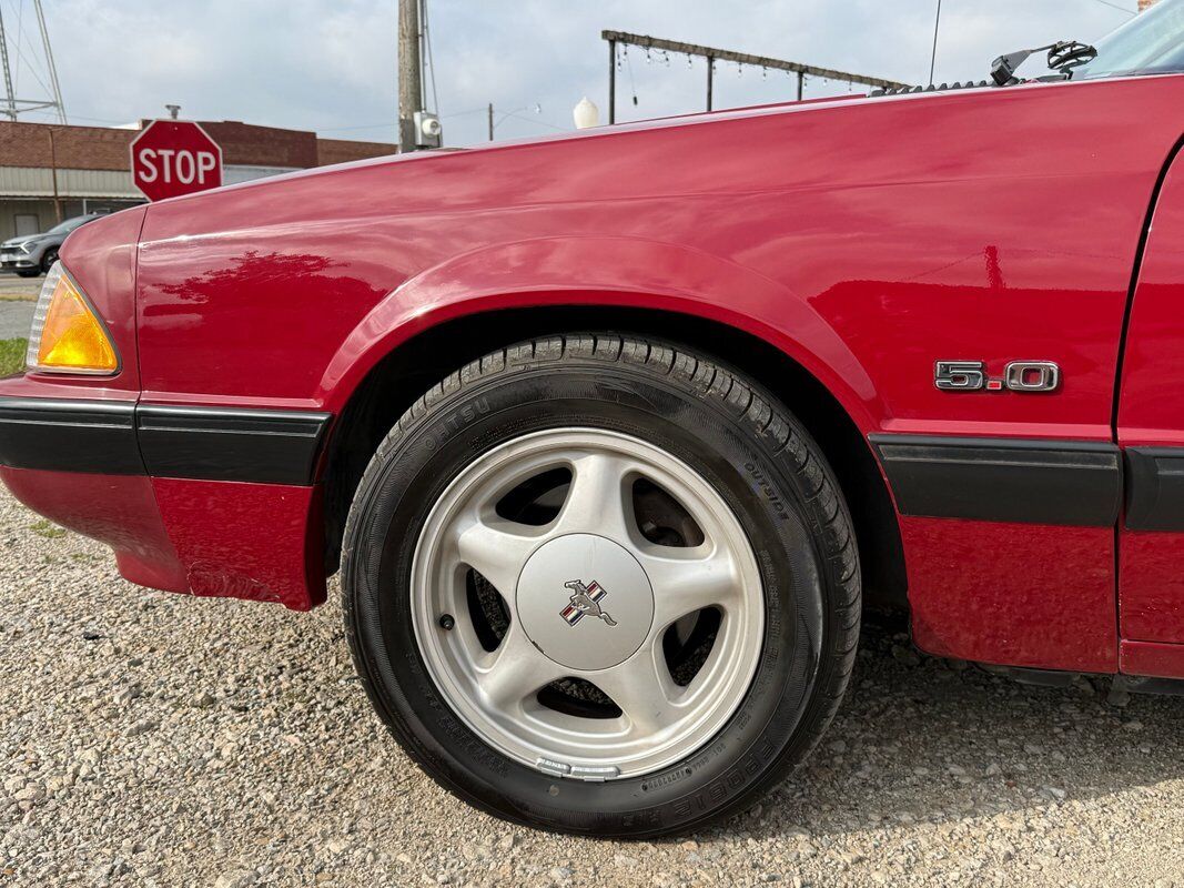 Ford-Mustang-1991-23