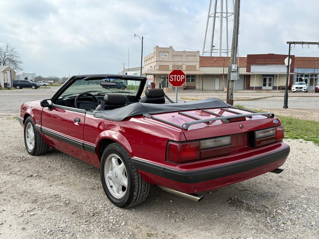 Ford-Mustang-1991-3