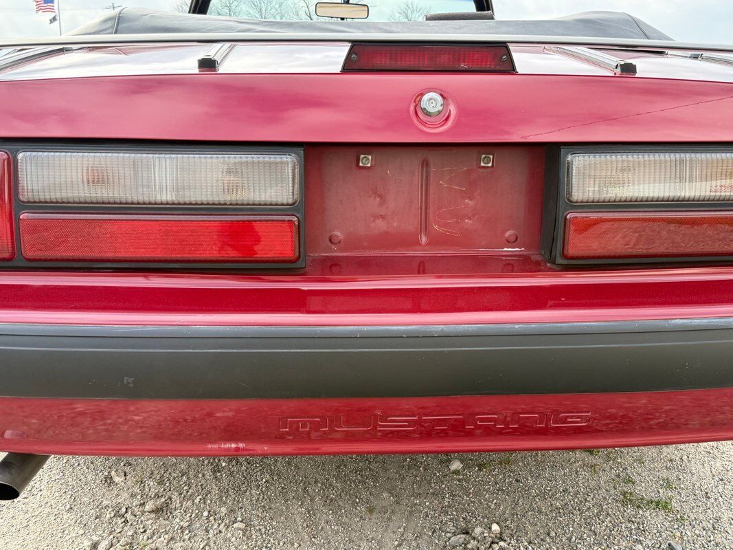 Ford-Mustang-1991-31