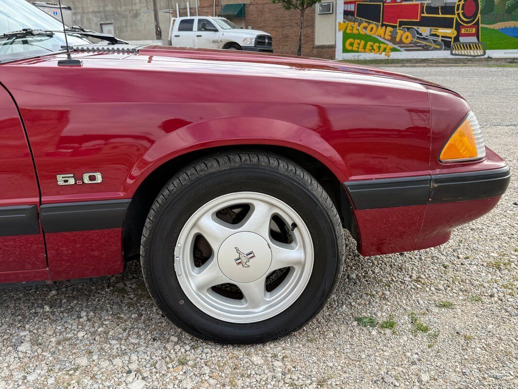 Ford-Mustang-1991-35