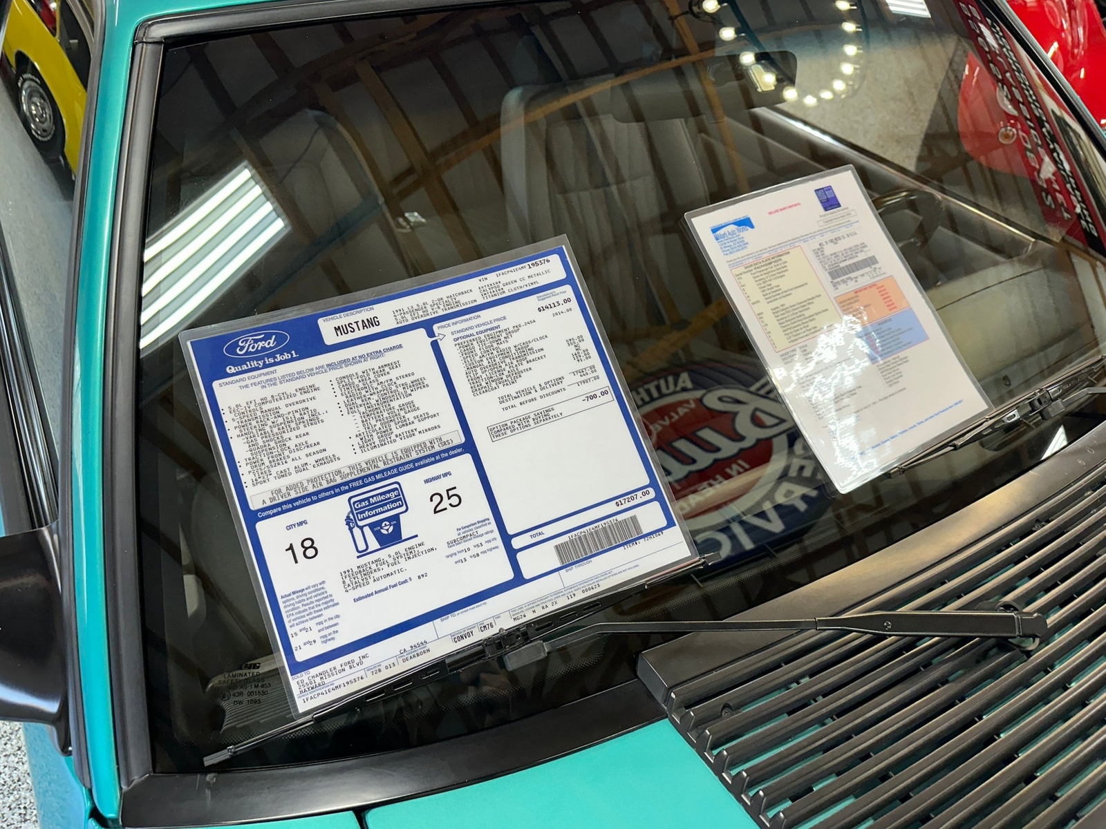 Ford-Mustang-1991-Hatchback-16
