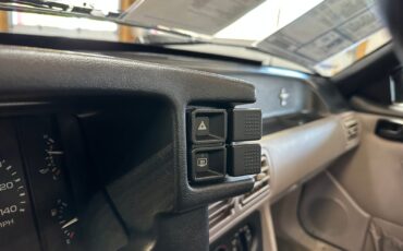 Ford-Mustang-1991-Hatchback-26