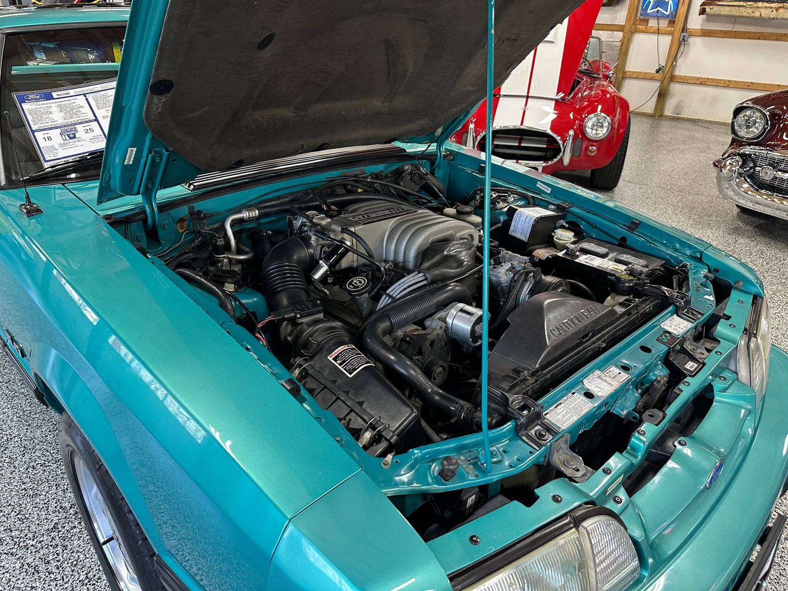 Ford-Mustang-1991-Hatchback-28