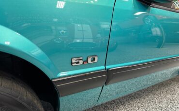 Ford-Mustang-1991-Hatchback-3
