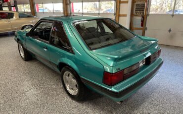 Ford-Mustang-1991-Hatchback-4