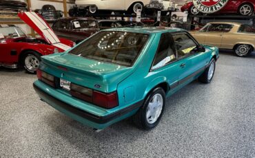 Ford-Mustang-1991-Hatchback-5