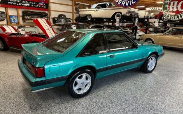 Ford-Mustang-1991-Hatchback-6