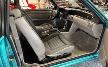 Ford-Mustang-1991-Hatchback-8