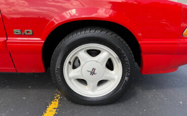 Ford-Mustang-1992-Convertible-18