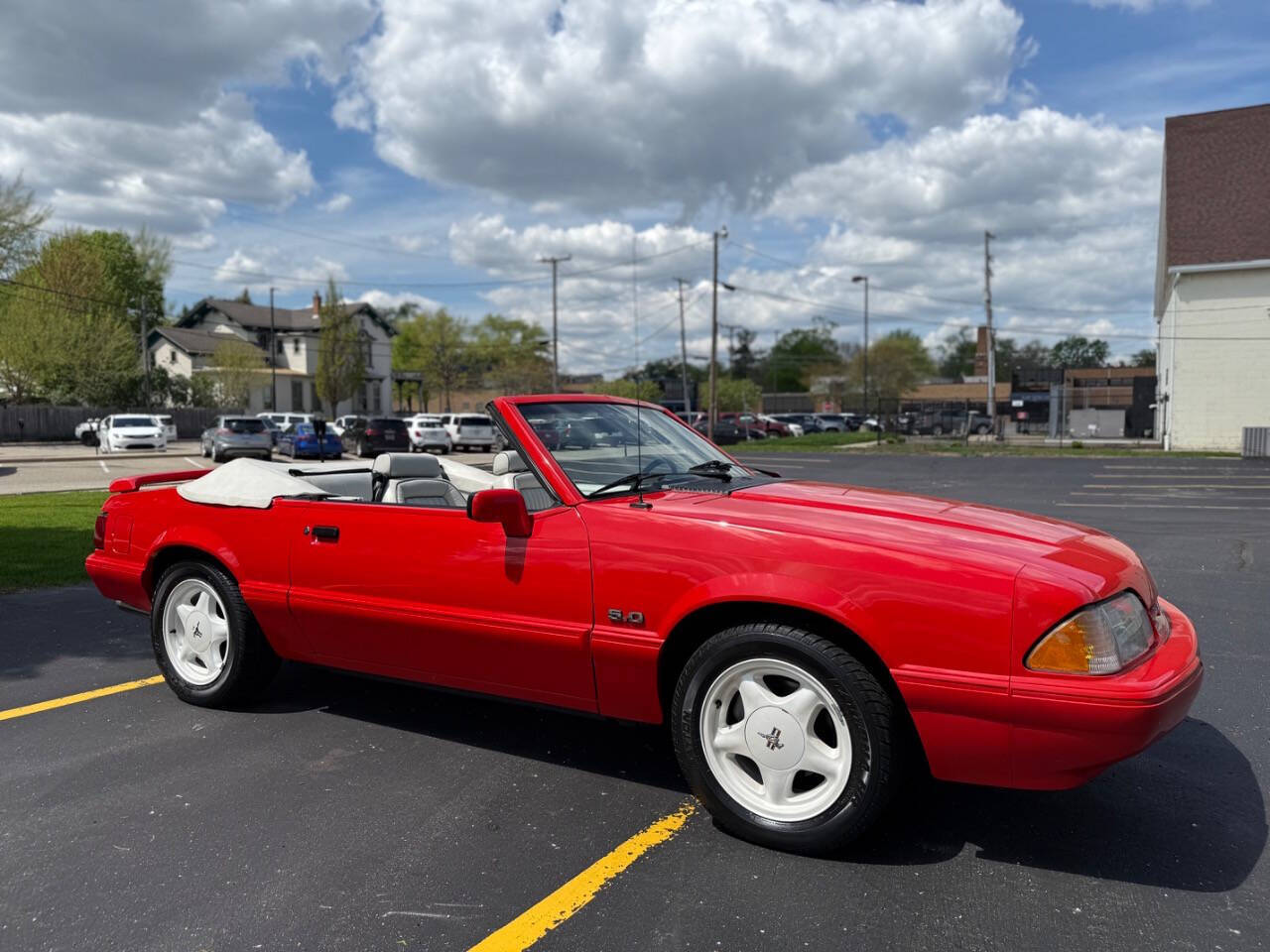 Ford-Mustang-1992-Convertible-37