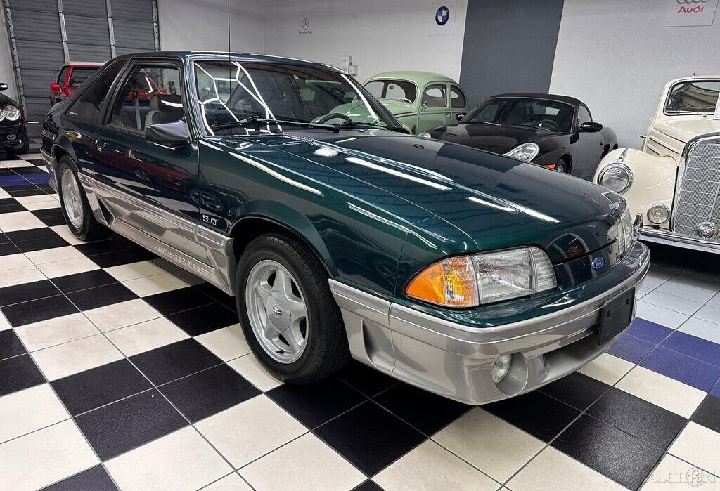 Ford-Mustang-1992-Hatchback-1