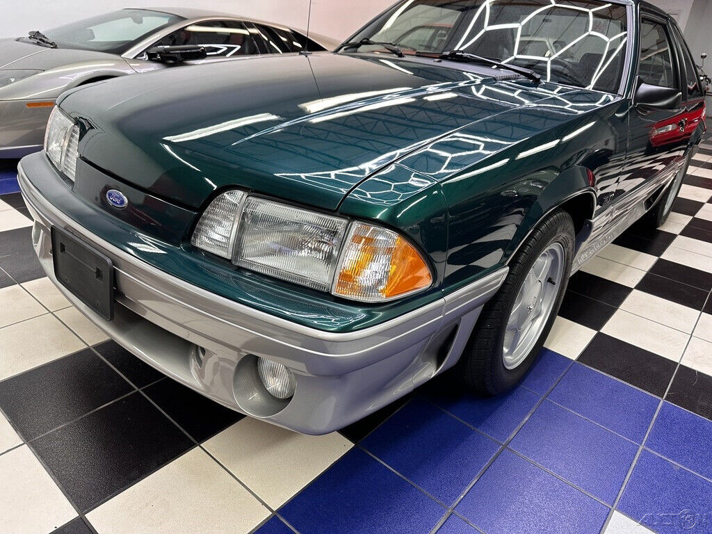 Ford-Mustang-1992-Hatchback-17