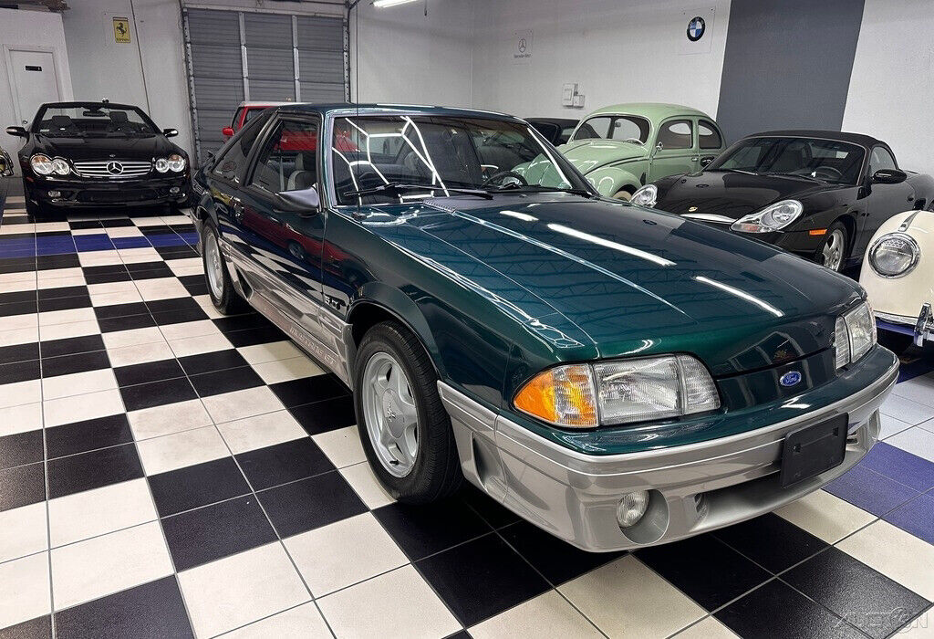 Ford-Mustang-1992-Hatchback-2