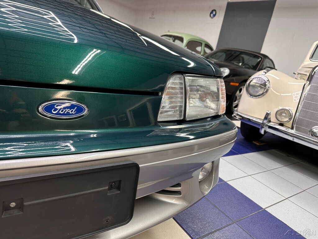 Ford-Mustang-1992-Hatchback-9