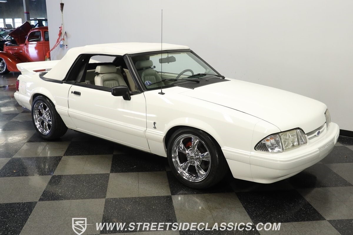 Ford-Mustang-1993-Convertible-13