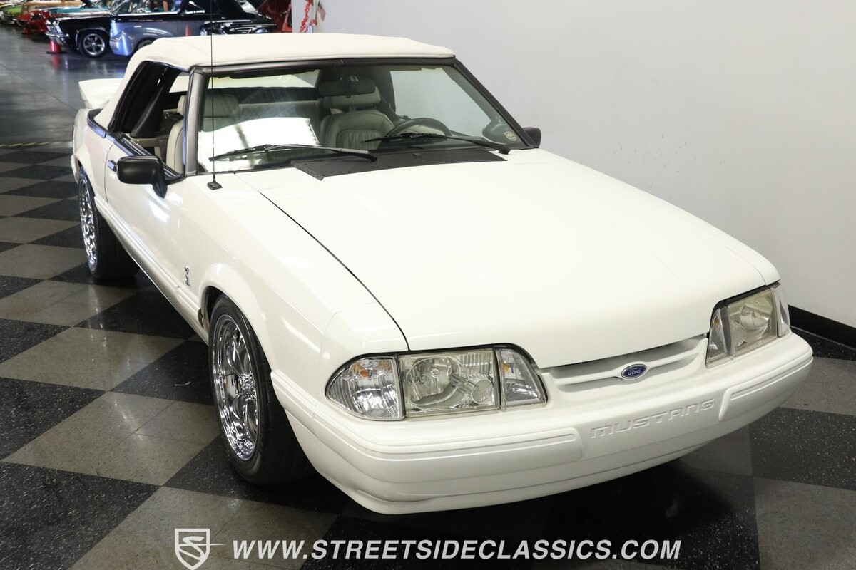 Ford-Mustang-1993-Convertible-14