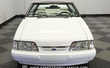 Ford-Mustang-1993-Convertible-15