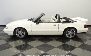 Ford-Mustang-1993-Convertible-2