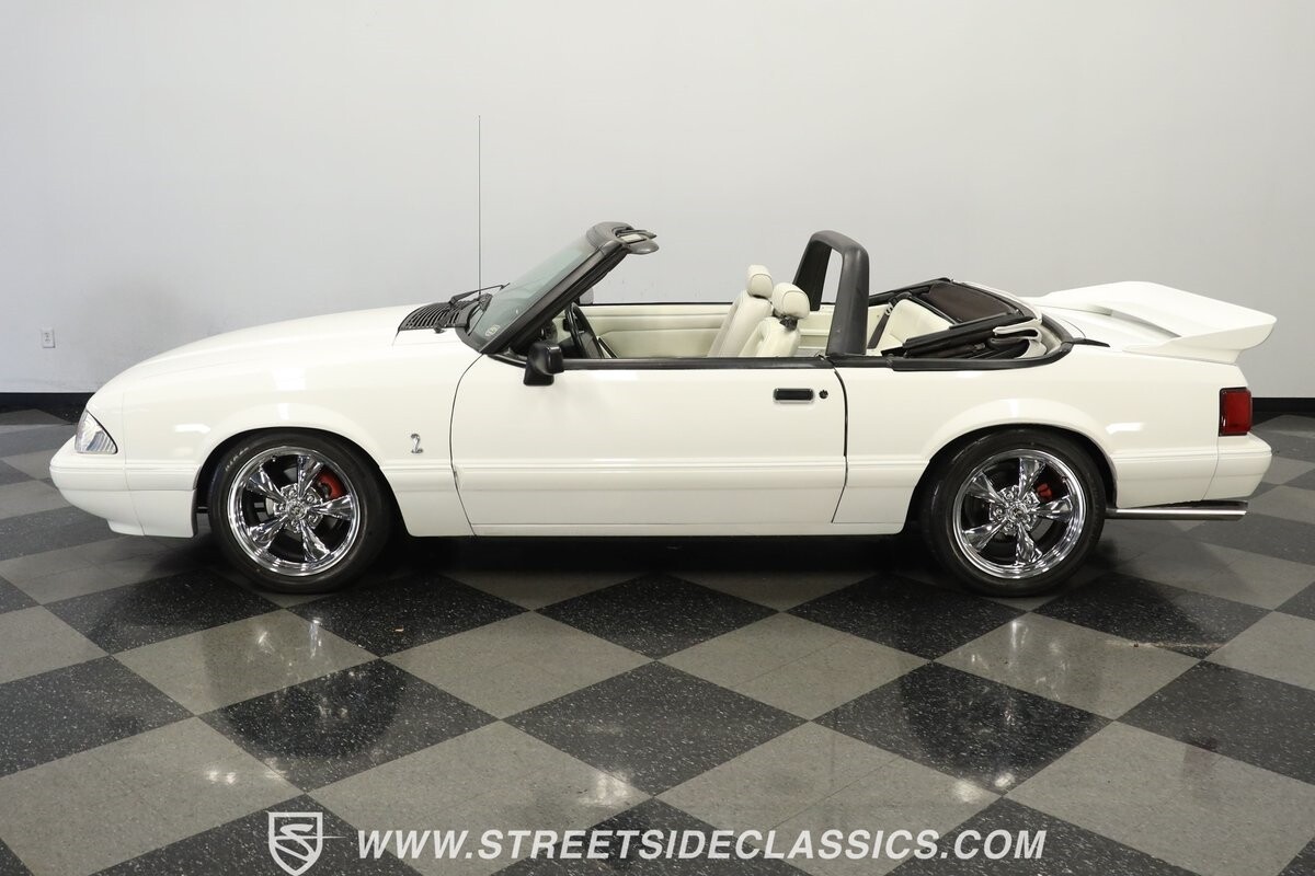 Ford-Mustang-1993-Convertible-2