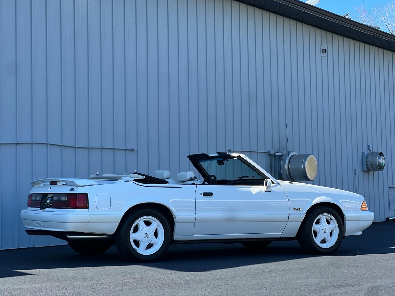 Ford-Mustang-1993-Convertible-2