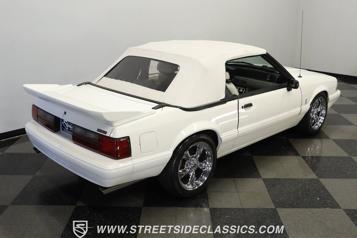 Ford-Mustang-1993-Convertible-24