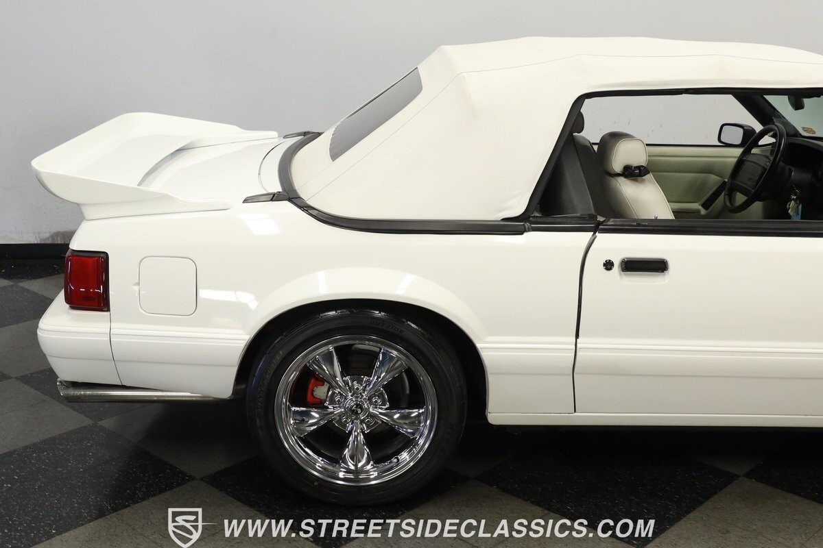 Ford-Mustang-1993-Convertible-27
