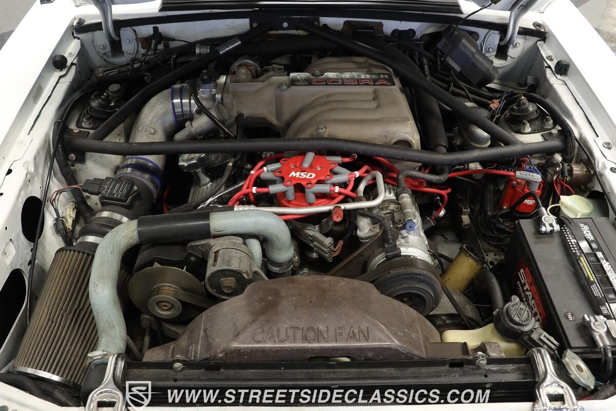 Ford-Mustang-1993-Convertible-3