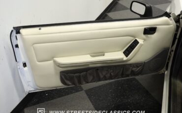 Ford-Mustang-1993-Convertible-34