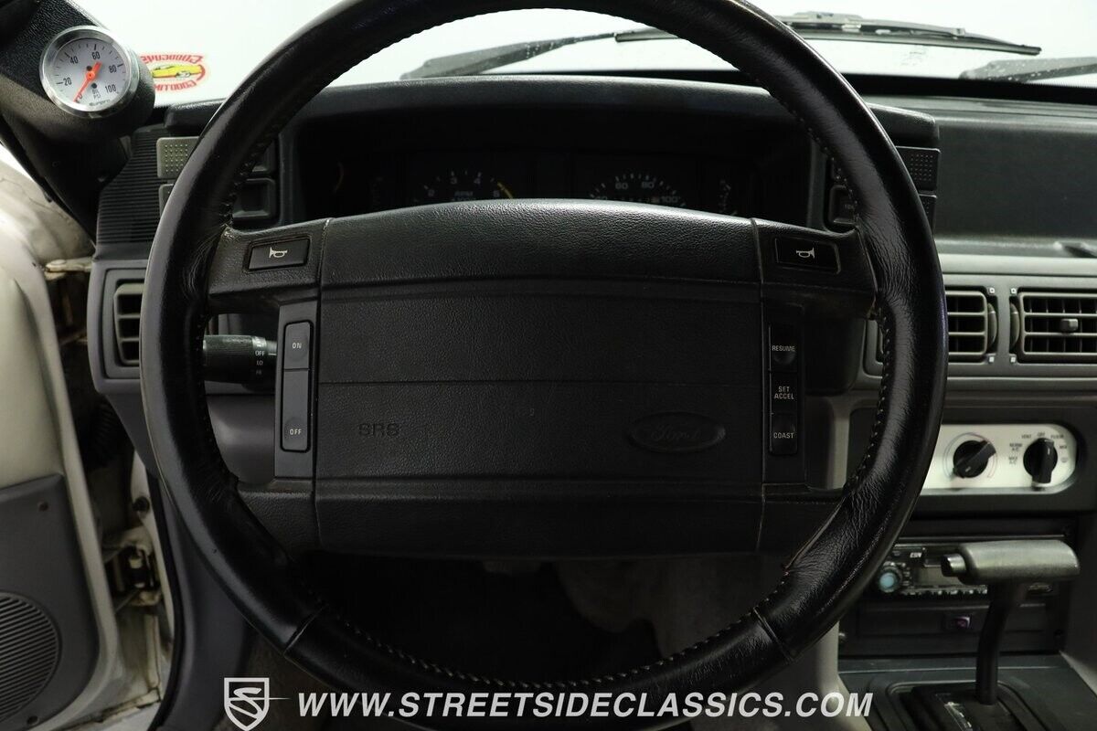 Ford-Mustang-1993-Convertible-36