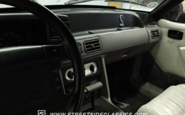 Ford-Mustang-1993-Convertible-38