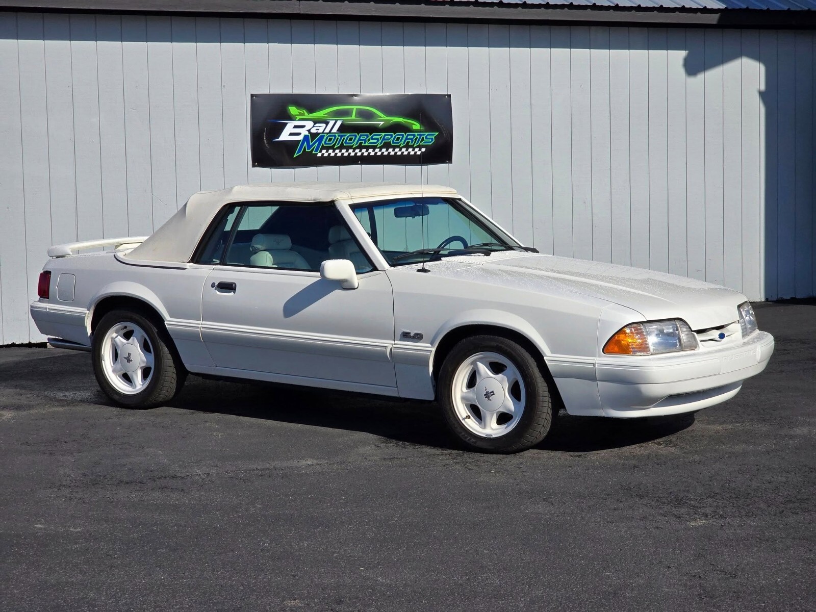 Ford-Mustang-1993-Convertible-4