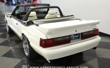 Ford-Mustang-1993-Convertible-7
