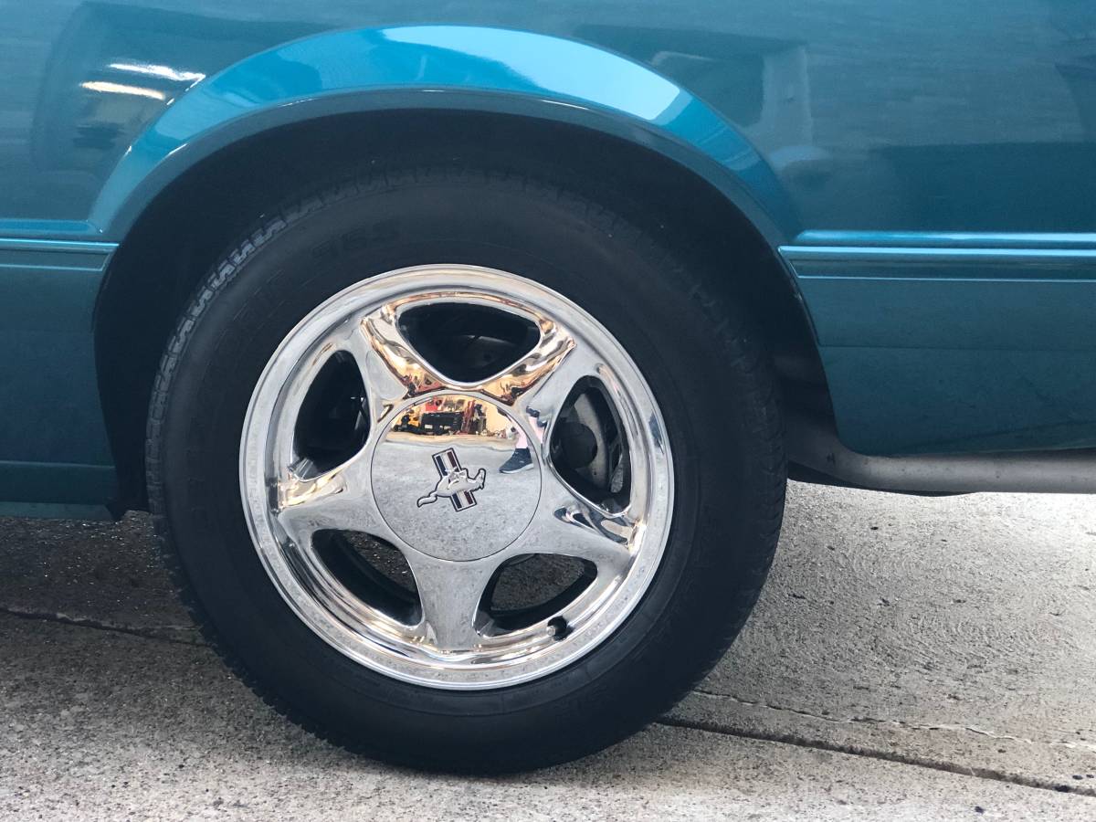 Ford-Mustang-1993-blue-14