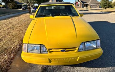 Ford-Mustang-1993-yellow-1