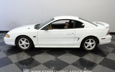 Ford-Mustang-1995-Coupe-2