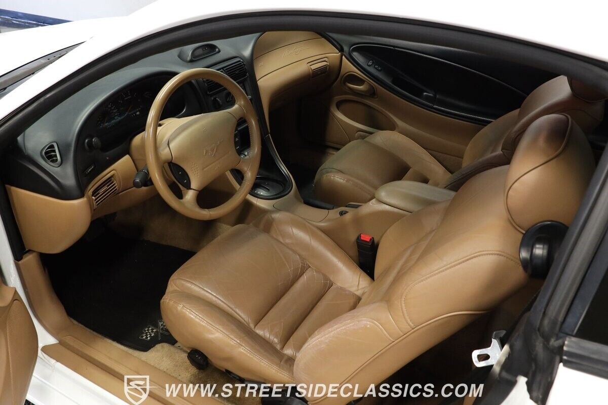 Ford-Mustang-1995-Coupe-4