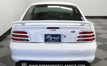 Ford-Mustang-1995-Coupe-8
